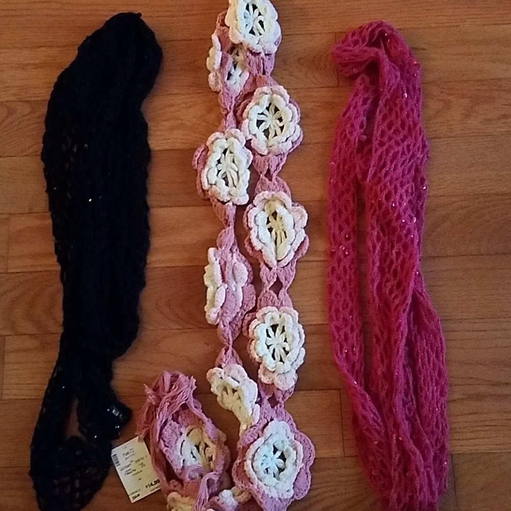 🌻 3 FOR 19! Bundle of 3 Scarfs NWT